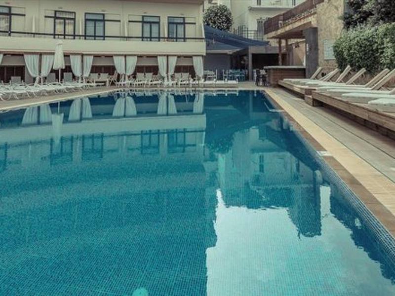 70B0D3A4494004A0DCC0A4D4900B6F87