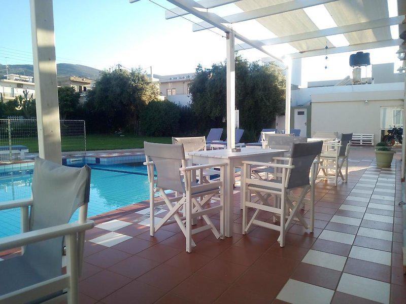 972ACE8A3B4027BC73972FAD074AC276