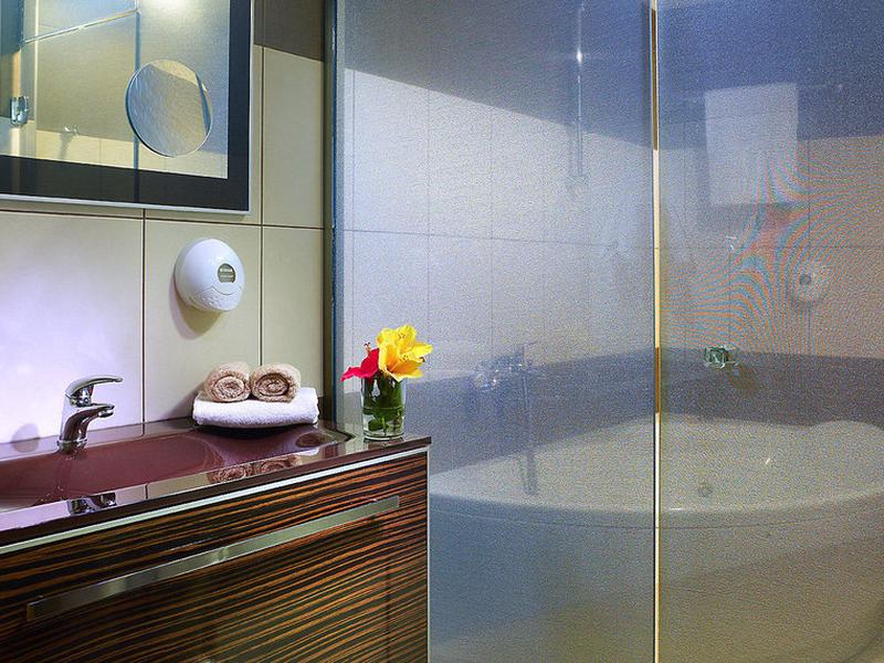 67DC5A17217C39D8B22C7505F863E7A2