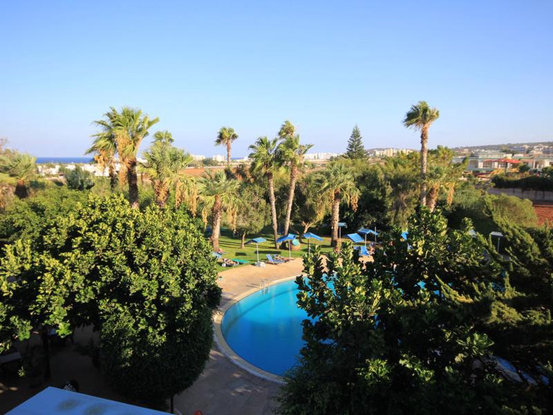 0CE86479A24BD62F1E2D2EA1E6FE2E19