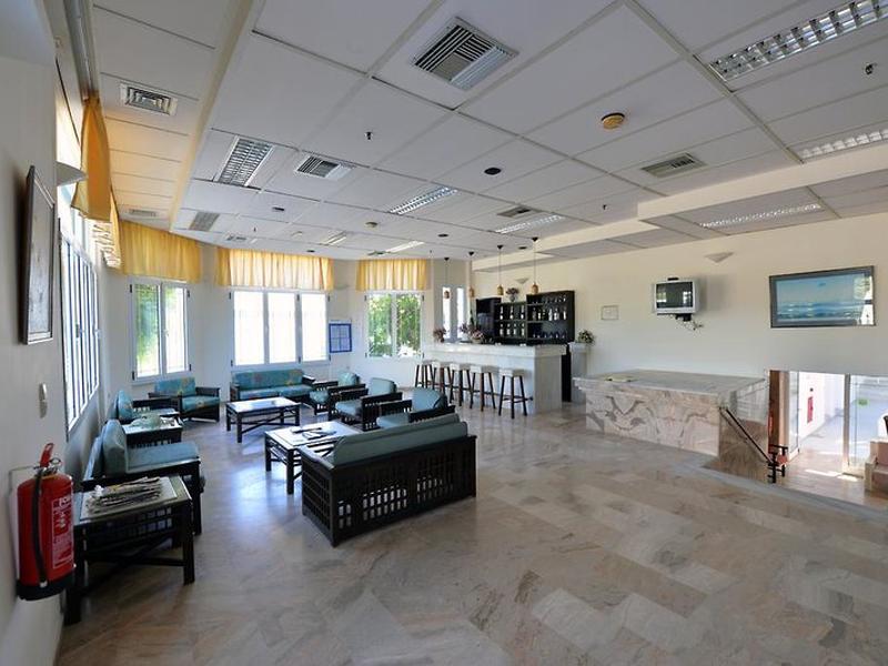 A73D3DF1005C8FB3095B9DA99AA649FF