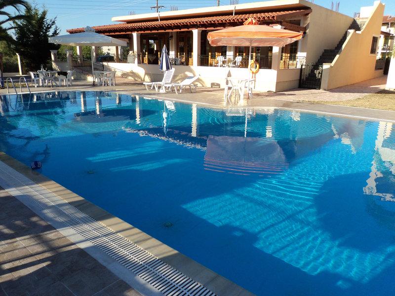 2568BF68120E6BC845BE9B3BD5652F00