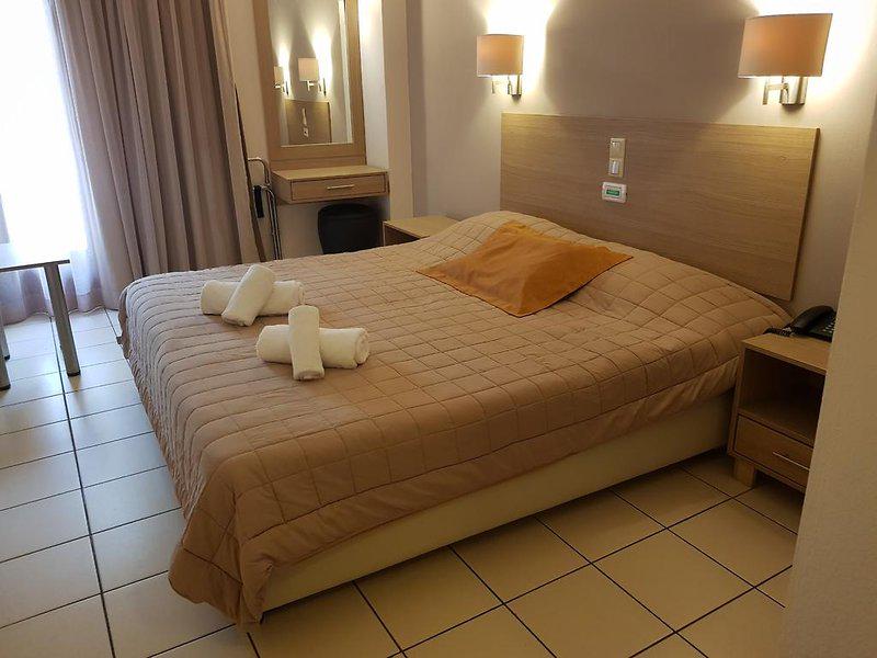 1178A9B94B93CE6DC057350DA0D2D88B