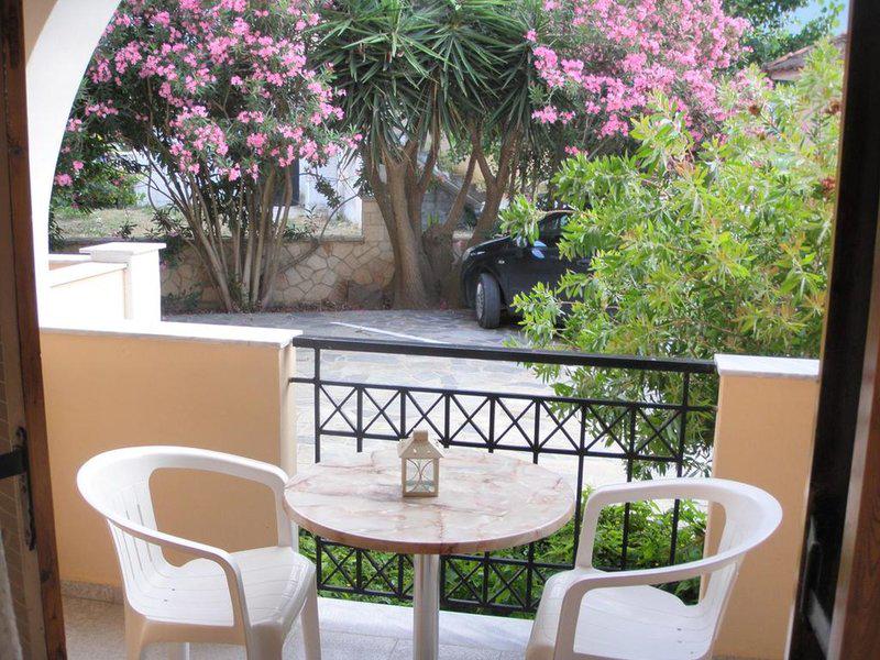 C42AA89229E63A36FECE7E45F44C56D3