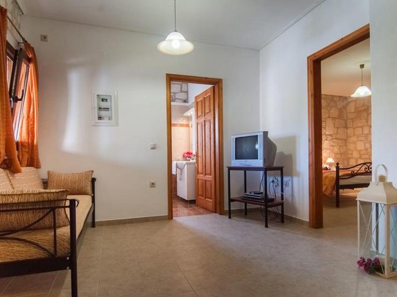 7D652AF3668A8E0F012ED5725B3F57F2