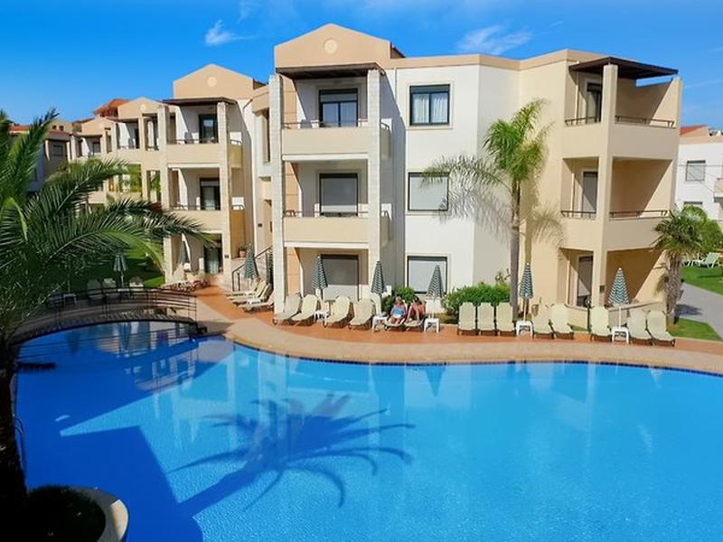 A135D2829E55AACBEA3F3F593D5C05B2