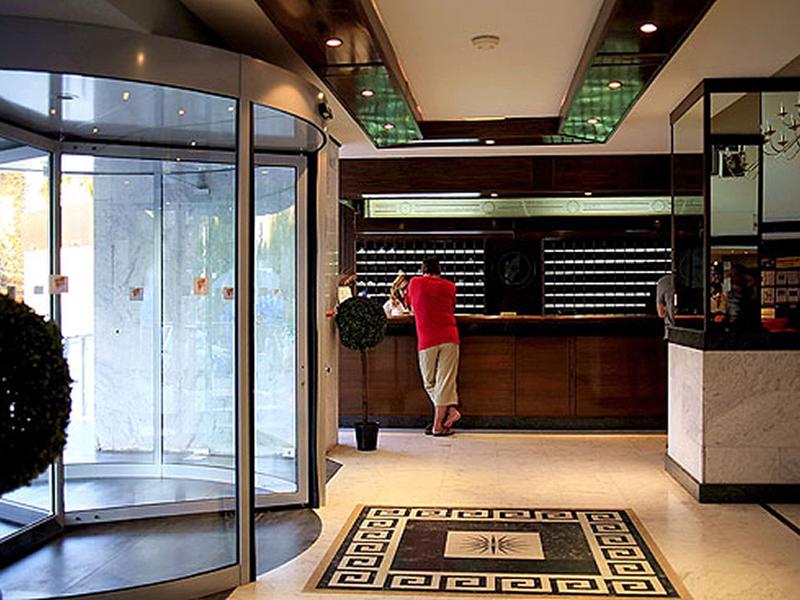 51E073D8B935318D0A067F3DE161B624