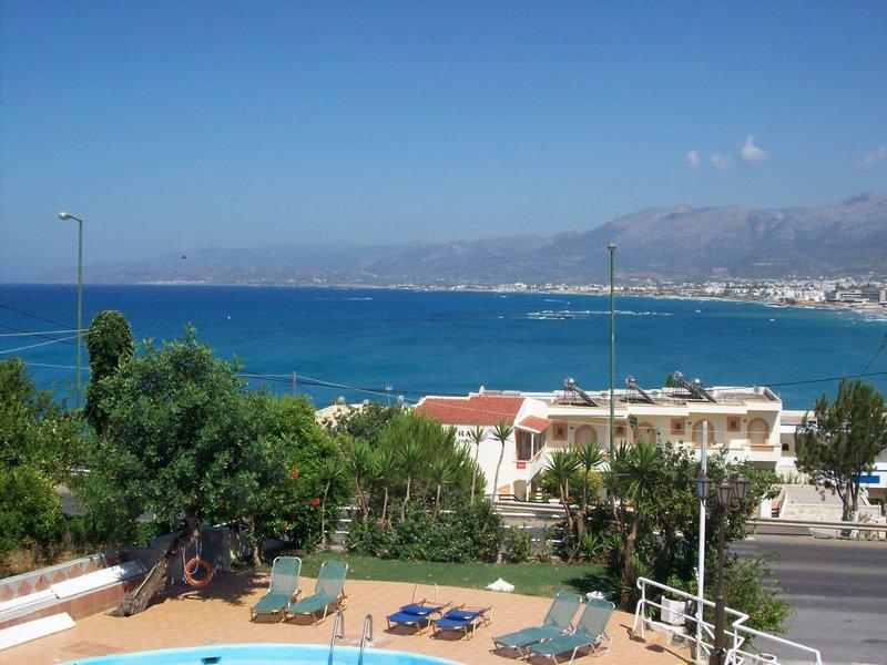 6610F4F16865B81B055546D4F1325ADD