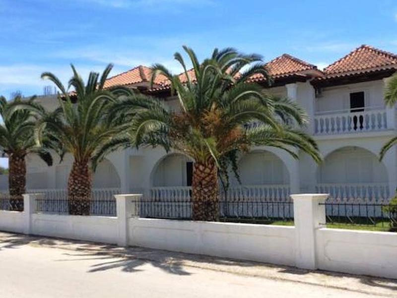 87B48131997803AB2C44D354DFE5CE27