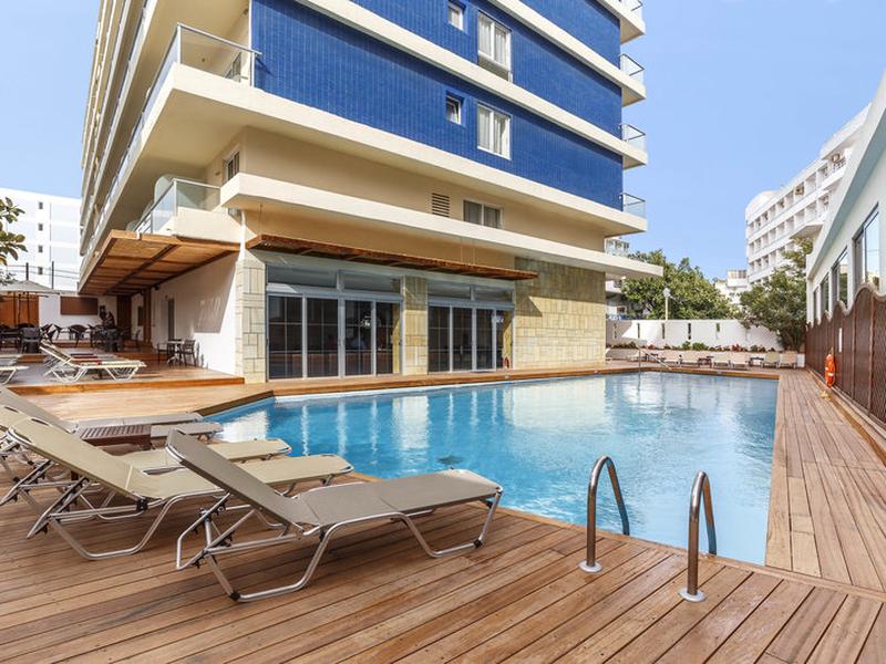 205077FE16B6A987E1549155DA56D4A3