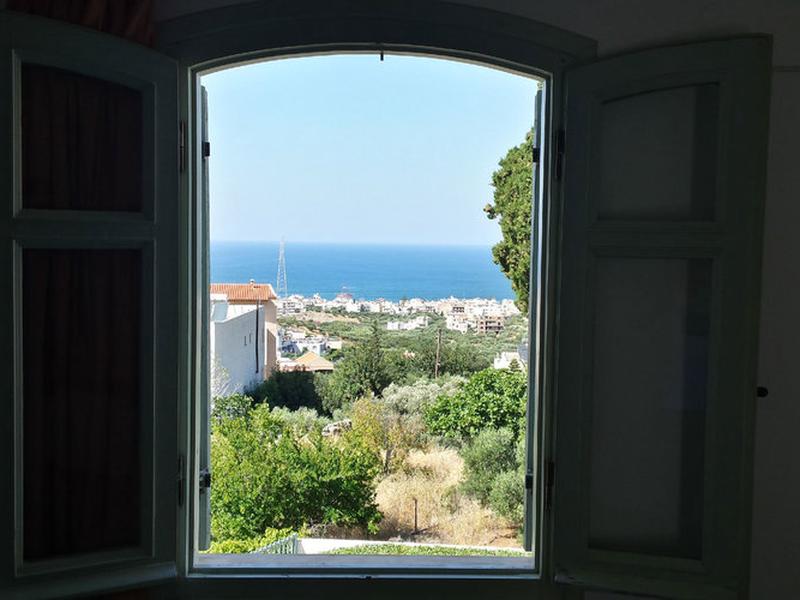 67FCCF48F7463F5E86A5F311D70FB558