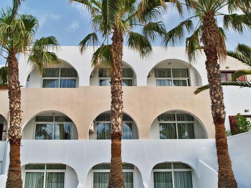 95A3A521169DF83D02DE0458D2E03D9B