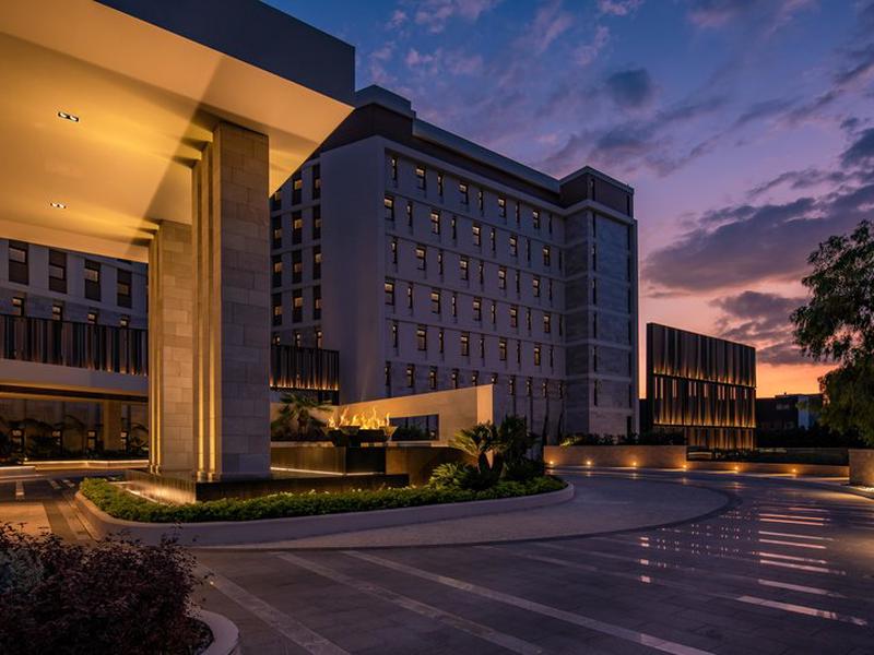 9885FAA668E0EE42EBC685C29EBB069C