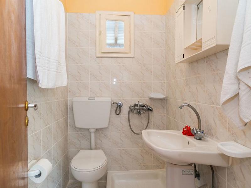 F126B907C78533CB4DD8372E1FE6B0A0