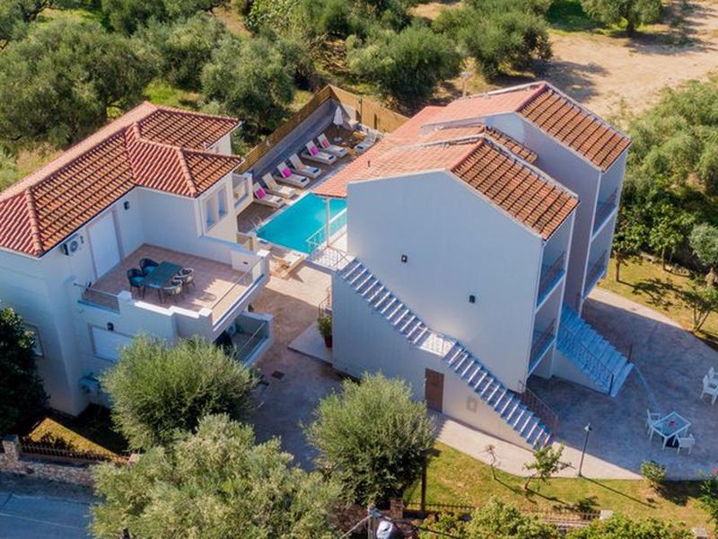 C7EBA20141E78E5D8CBED8D5796C26B4