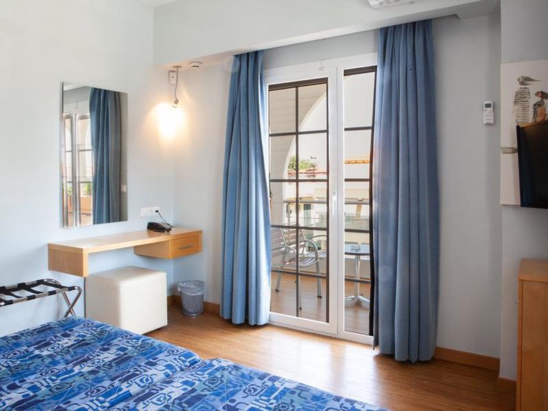 A41DAFE079A1DF0CB23B1235E2F3437F