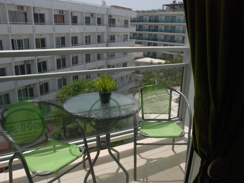 D776B57B0903E2ACF4D40A64172A47AF