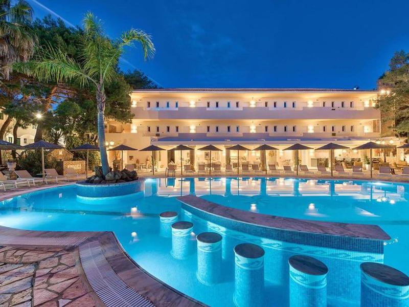 71BD0064FCEE8C789083A36F22C235C9