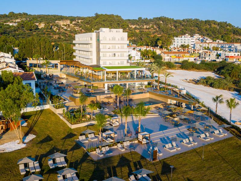 F6DBEDCC1C562FE96298791D18539E8E