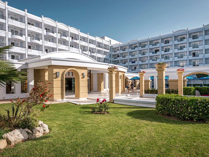 0B7180E028C4FF2411EAE90C79271D16