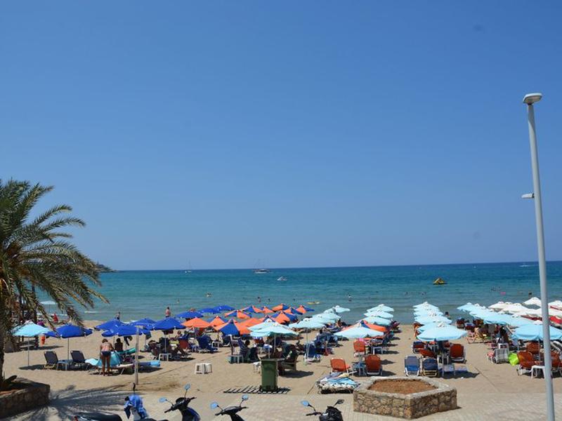 E512ABB796BC1F858FAAF79D7C5956DF