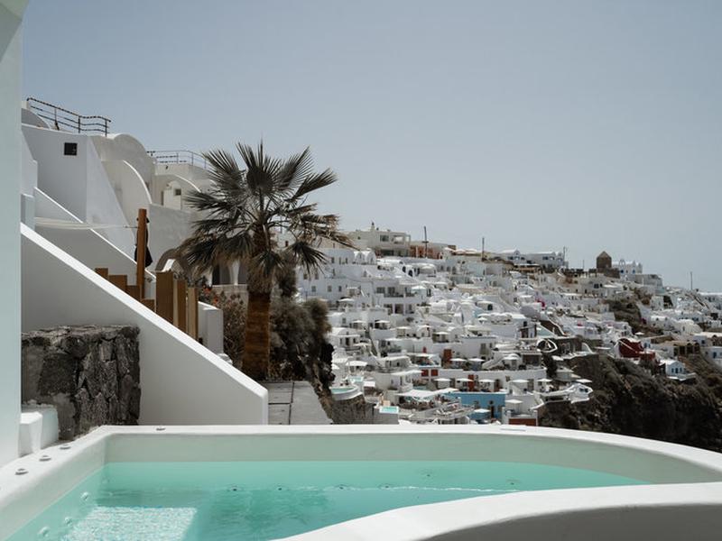 6B71568C632A2CF44E80CA13C2F2457F