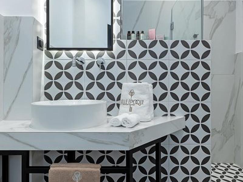 24161D33205A3423C3D806D379F7602A