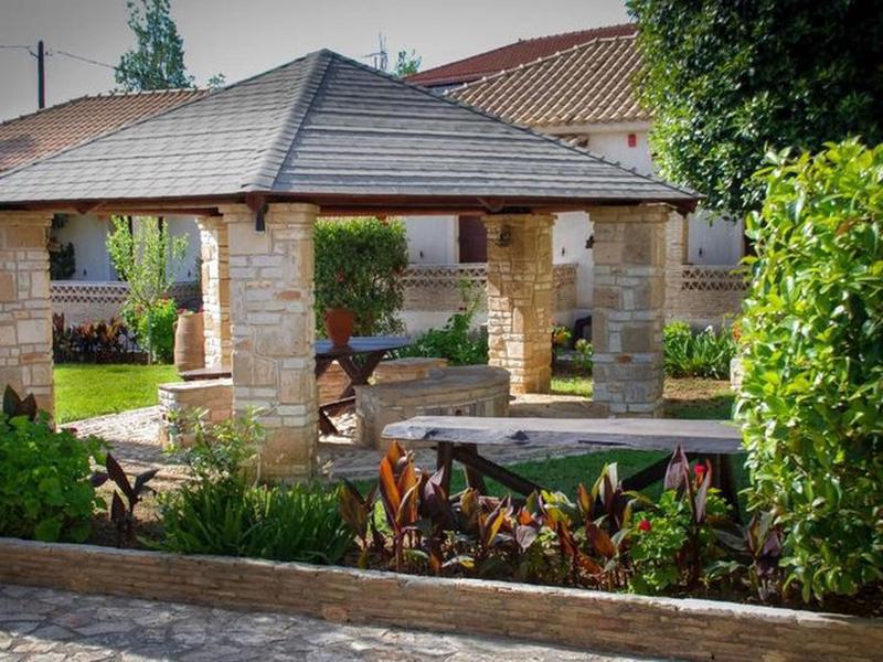 7AC2EC1481F1057A03AEA005D1B8CFE4