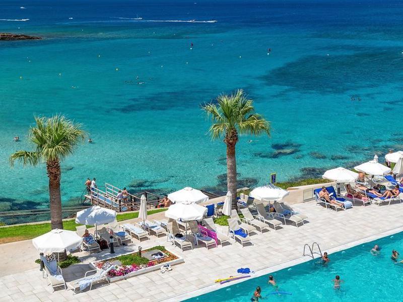 B1373BB2F77FE40D28CB215A2C6FAB9B