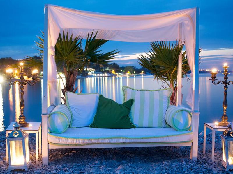 72DC13D89E31DA0FF1DF054D9BE7E6DD