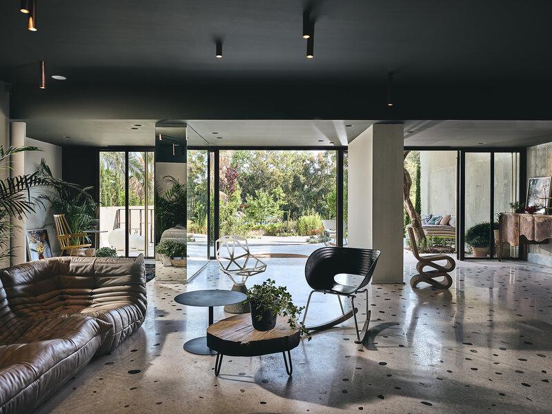 25C7B27EA18025BCB6CAA94602F2FAED