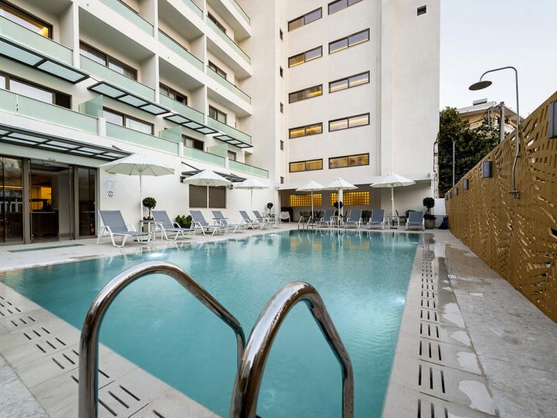 D281243738D75C6349E6DE18852D2198