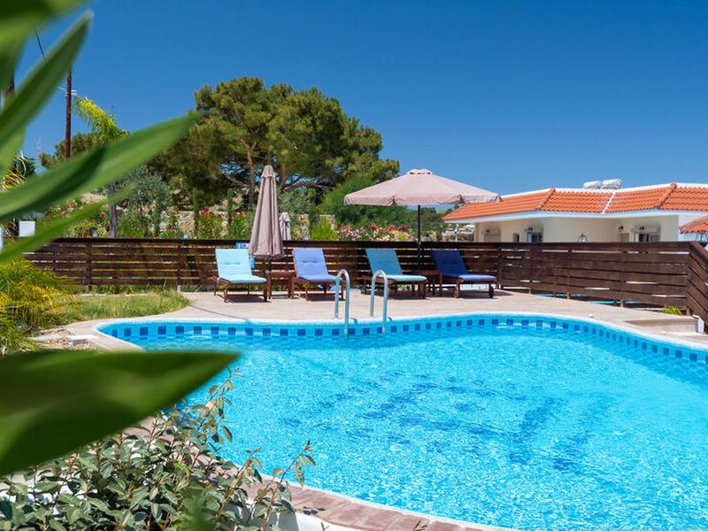 8C9CA0A4EFE764AEA56862A60A9D2881