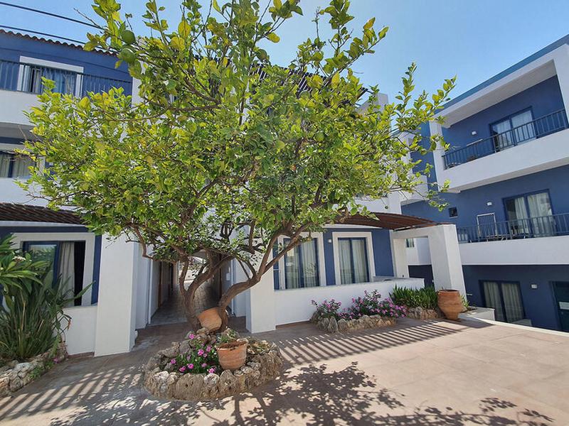 8840ADEB4853AB8392C9A005903ADDB1