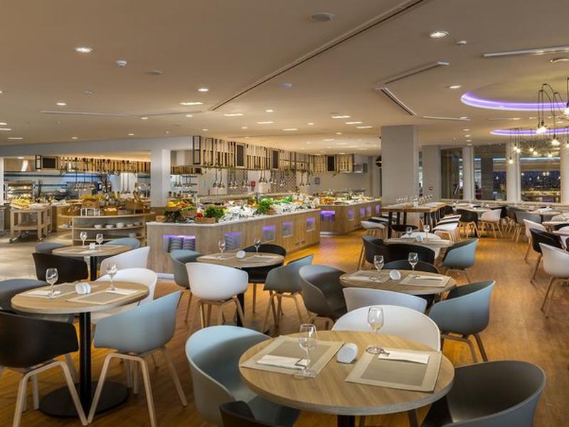 5A8FD394890A2A7ABF6D8FE6A431B4D8