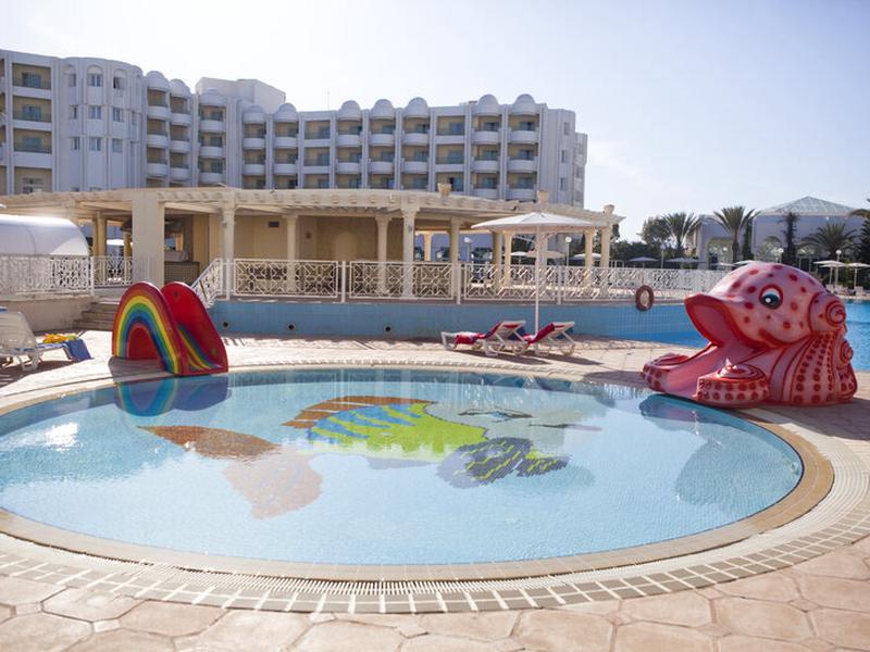 2409CB3A597D4AA45A611627BD4096DC