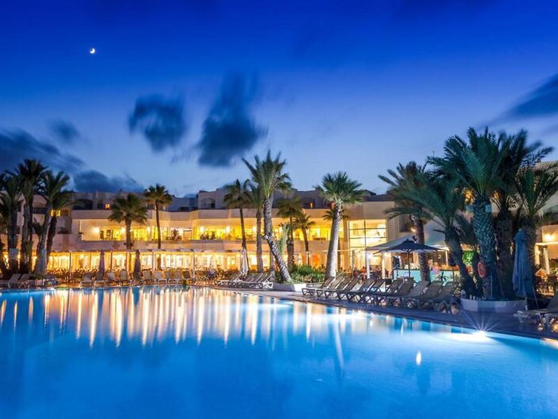 70272BAB7B93DA1D2024F0BDD079A2A6