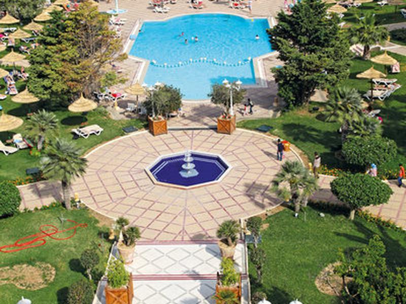 F7B032C19428C2221597B02CDCE1E549