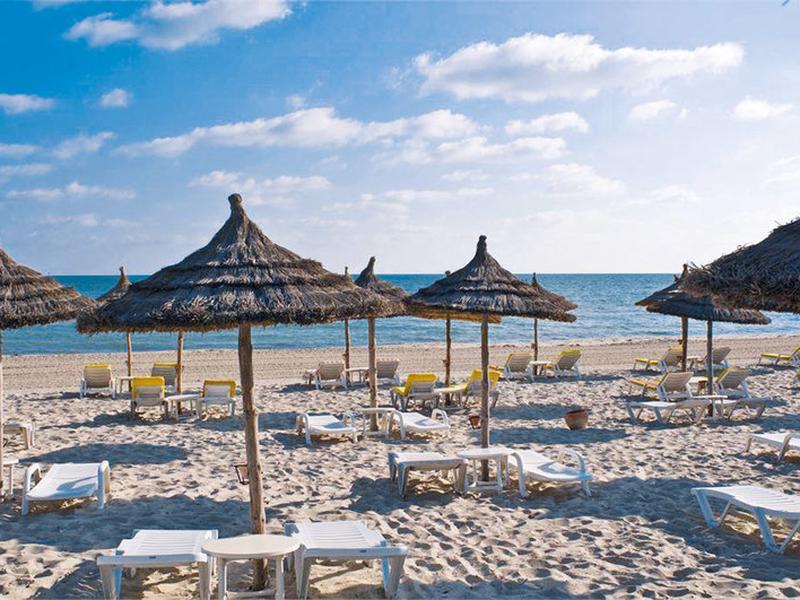 25CE2511C7446747BFF04D98F815F57B