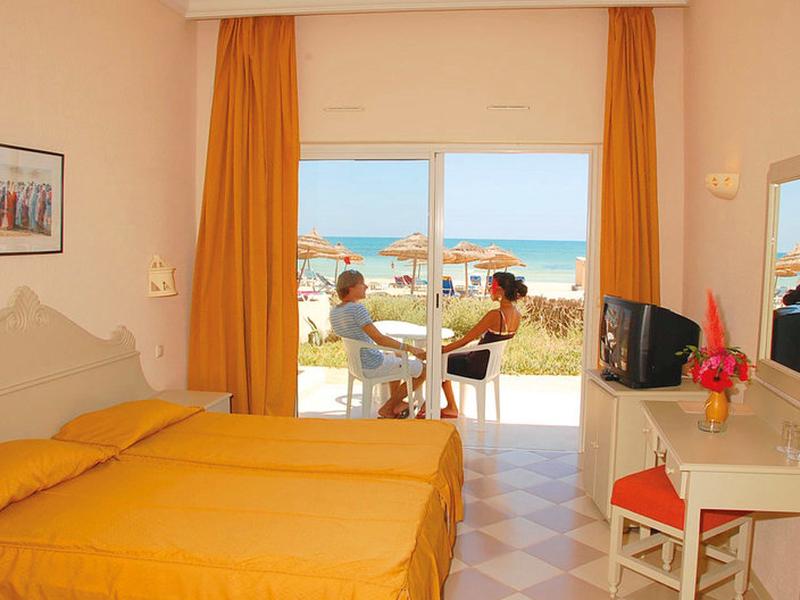 24091D1D0395825A9B53435F7736F4D2