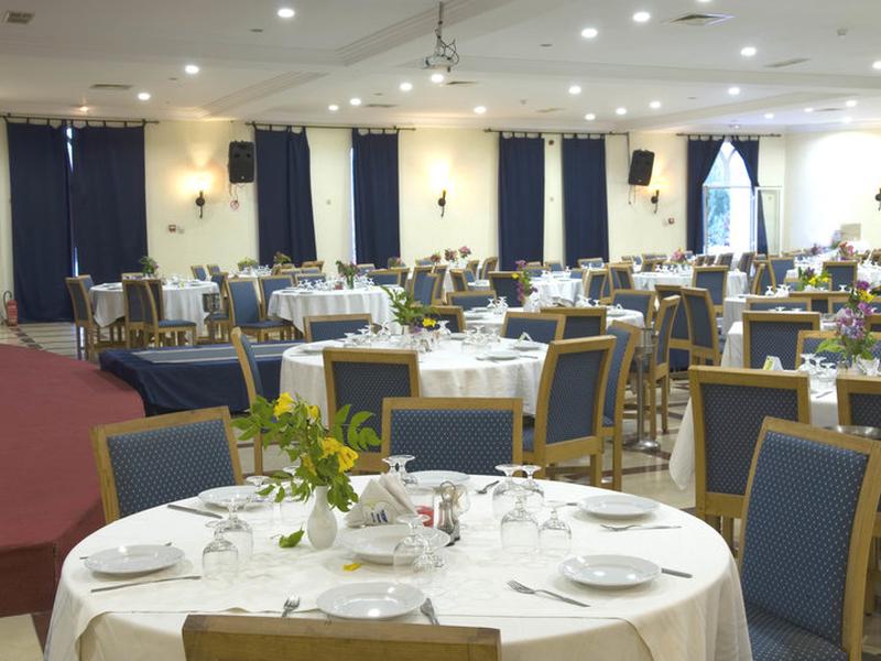 81EF174A2F06FF052B1C1D3A201F5656