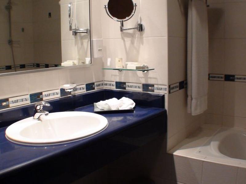 C7EB29B8361F259650645B35C330405D