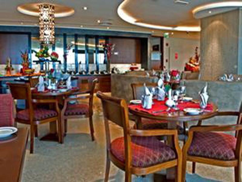 CCC1D095048BBD2444BB2ED7BB158EBF