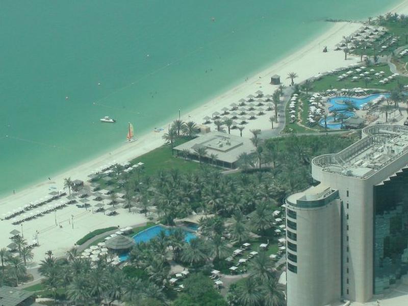 Le Meridien Mina Seyahi Beach Resort & Marina
