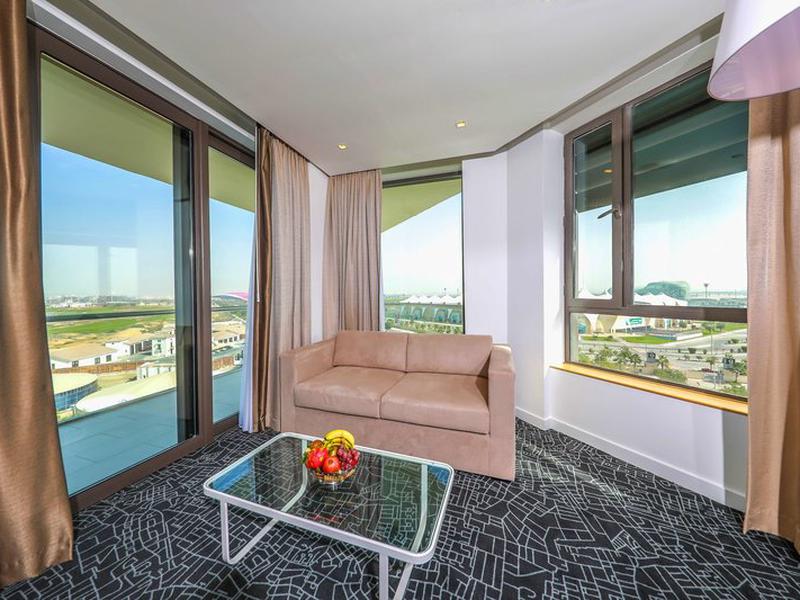 EA8C898E9716722F3D054FD28575012B