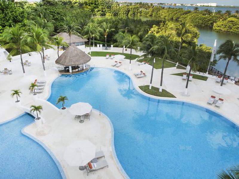 AA985FC418700CC5E64F1C3B40F19BF3