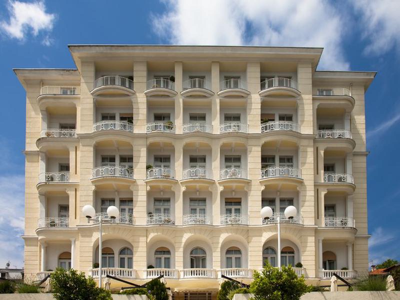 C9DB980566DB4BDD1EEACAB9A0579ABA