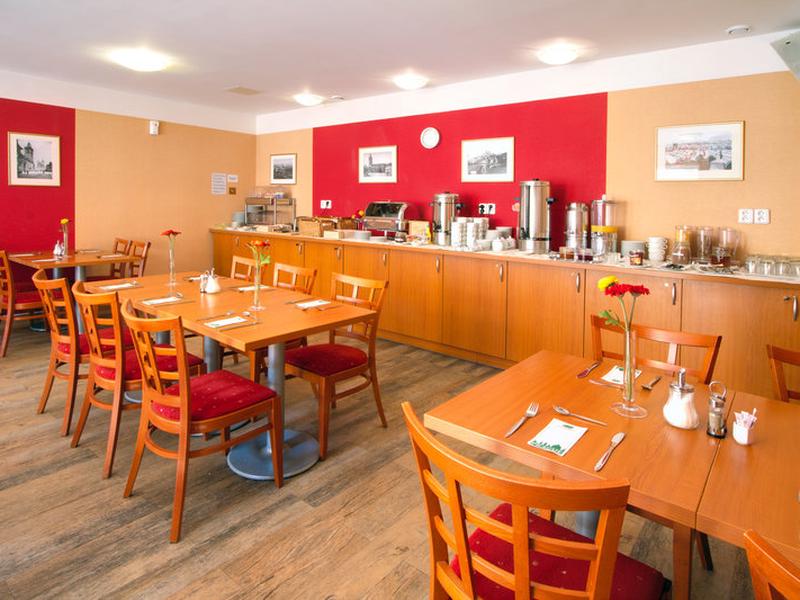 F2DD28F9C6BCB04673C5495EC04D25EB