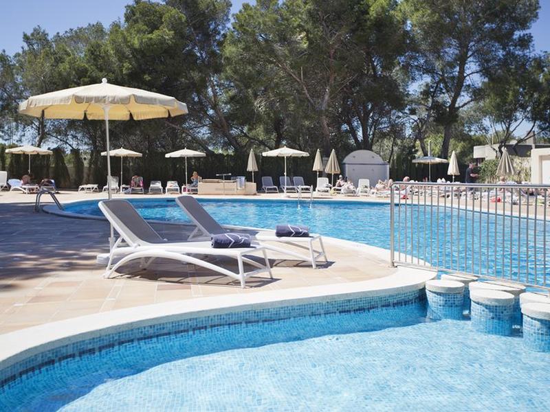 B19F3F26D0F399316A571F23443B5857