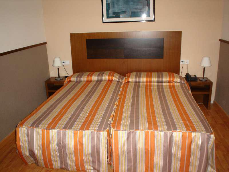 8F93A7F03CDE01B6BAF7962A7EBD2DC6